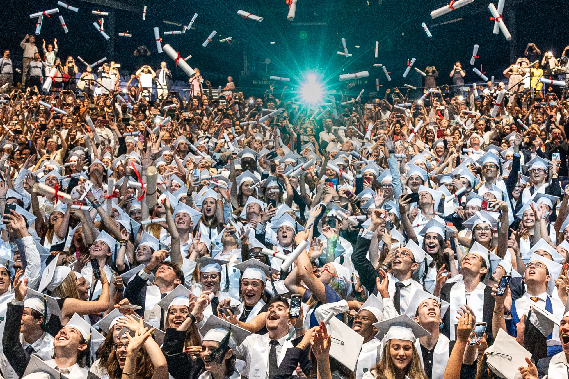 lancer de diplomes academica_ceremonie dual diploma 2023